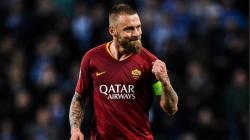 As Burdisso Exits Fiorentina, De Rossi Champions Roma Reunion